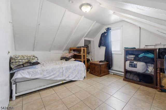 451 E 31St St, Paterson City, NJ 07504