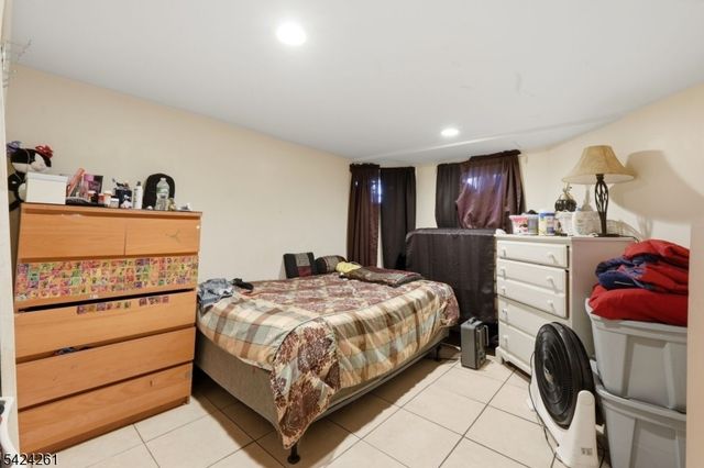 451 E 31St St, Paterson City, NJ 07504