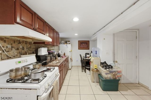 451 E 31St St, Paterson City, NJ 07504