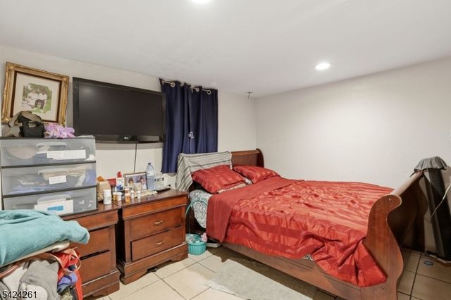 451 E 31St St, Paterson City, NJ 07504