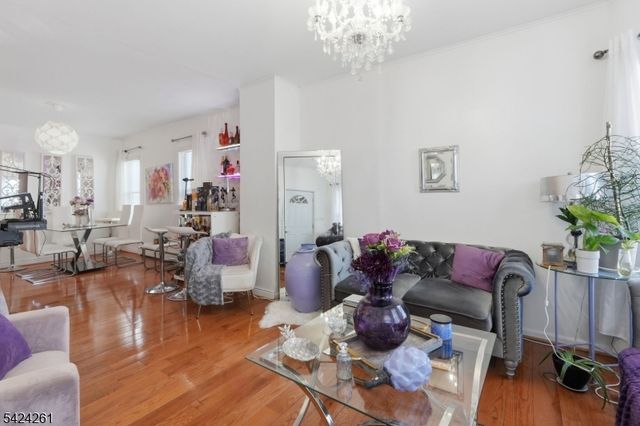 451 E 31St St, Paterson City, NJ 07504