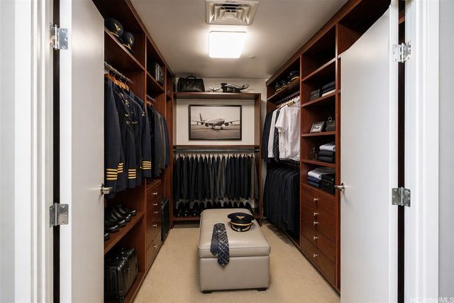 1837 Kalakaua Avenue 2206, Honolulu, HI 96815