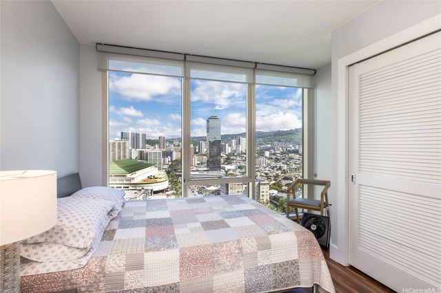 1837 Kalakaua Avenue 2206, Honolulu, HI 96815