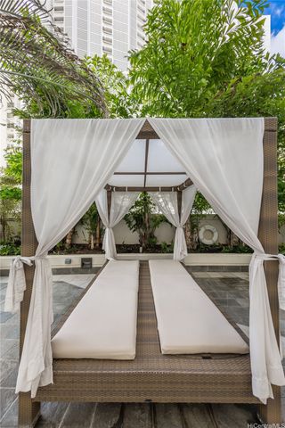 1837 Kalakaua Avenue 2206, Honolulu, HI 96815