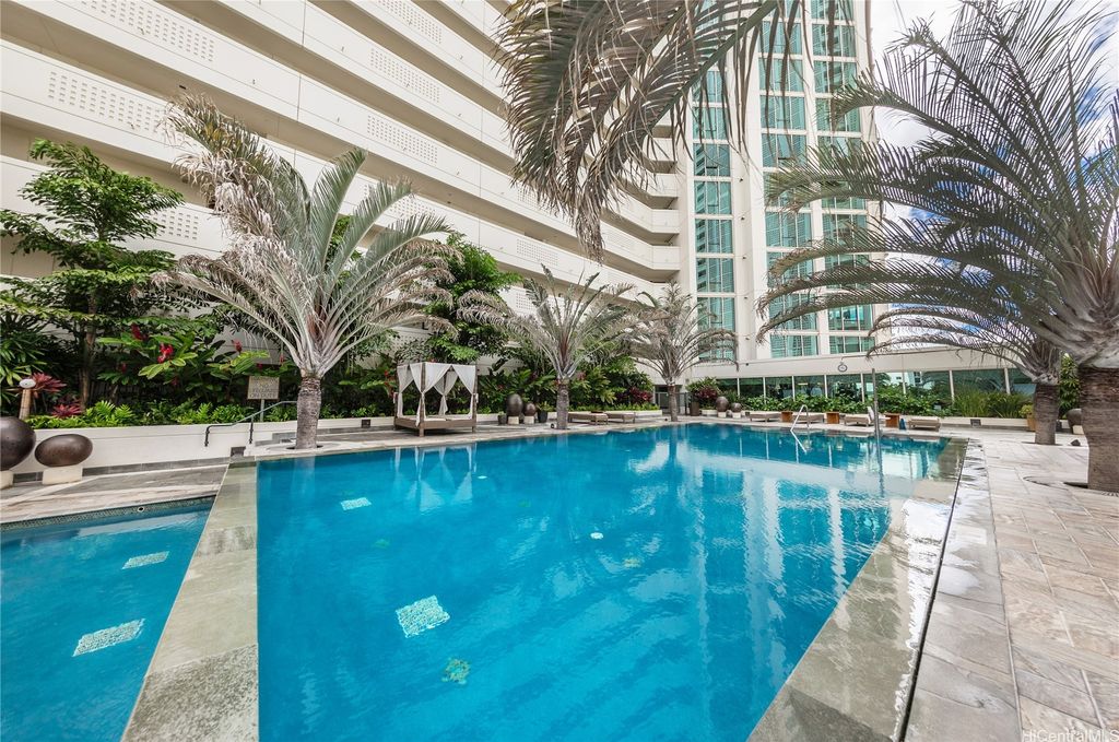 1837 Kalakaua Avenue 2206, Honolulu, HI 96815