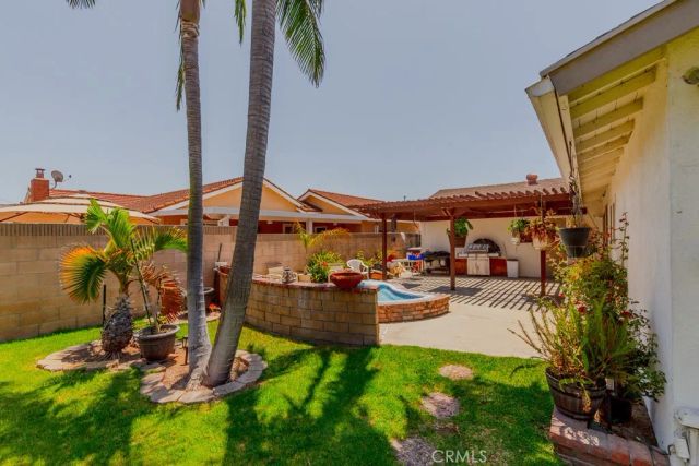 9331 La Cortinilla Avenue, Fountain Valley, CA 92708