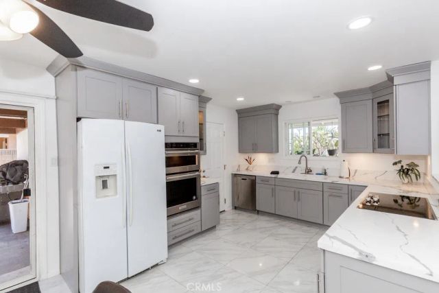 9331 La Cortinilla Avenue, Fountain Valley, CA 92708