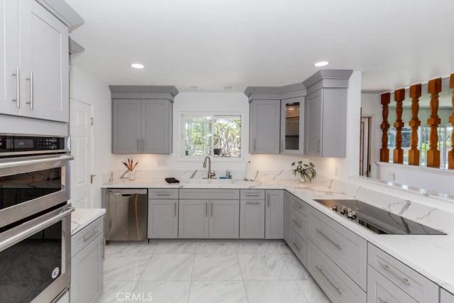 9331 La Cortinilla Avenue, Fountain Valley, CA 92708