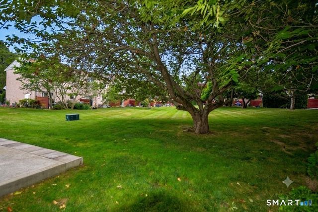 63 Jackson Drive 63, Milford, CT 06460