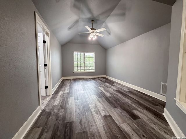 4948 Beck Rd, San Antonio, TX 78263