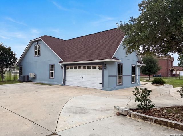 4948 Beck Rd, San Antonio, TX 78263