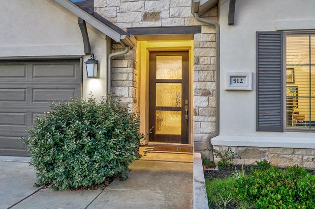 512 Monrovia CT, Liberty Hill, TX 78642