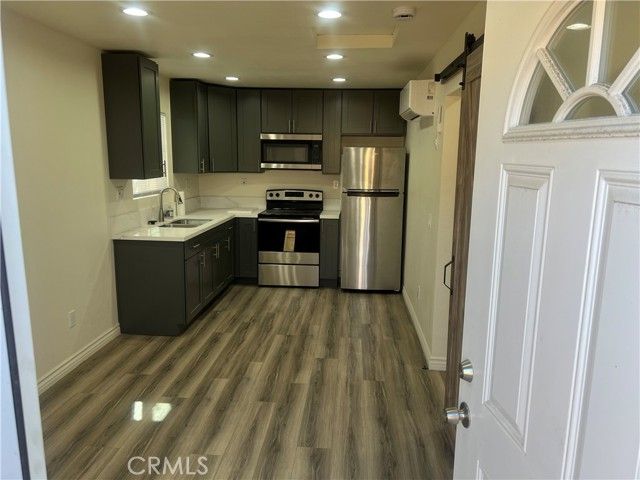 3734 imperial Highway B, Inglewood, CA 90303