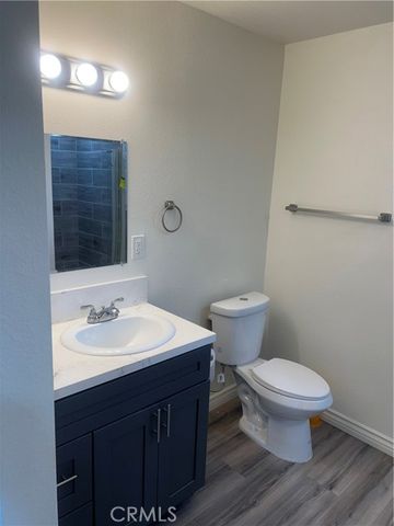 3734 imperial Highway B, Inglewood, CA 90303