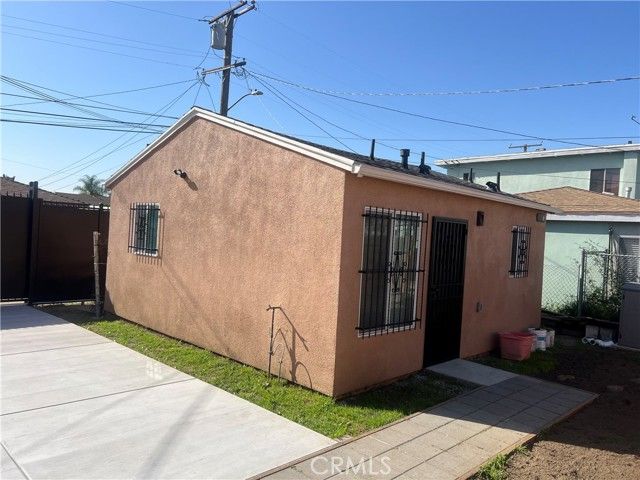 3734 imperial Highway B, Inglewood, CA 90303