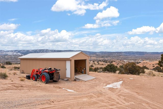 75 Verdi Street, Abiquiu, NM 87510