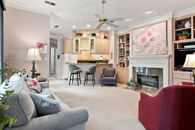 528 Chateau Trail, Arlington, TX 76012