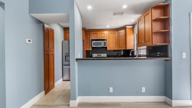 2026 SW 81st Way, Davie, FL 33324