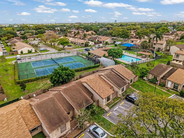 2026 SW 81st Way, Davie, FL 33324