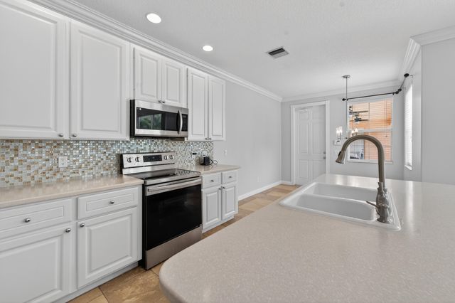 2625 E Community Drive, Jupiter, FL 33458