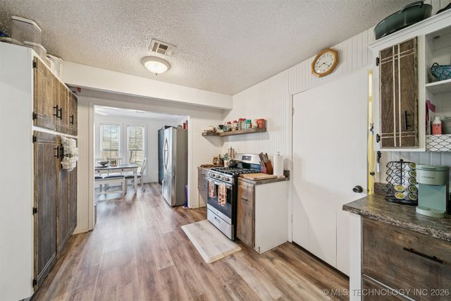 2412 S Maywood Drive, Claremore, OK 74017