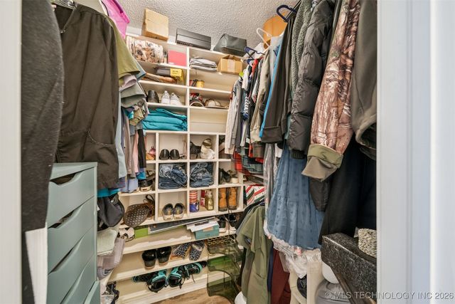 2412 S Maywood Drive, Claremore, OK 74017