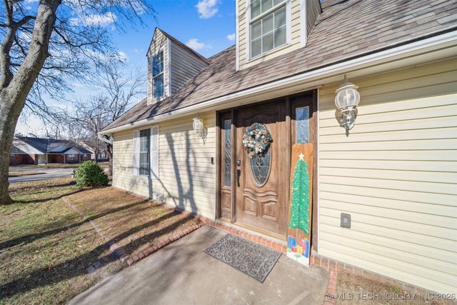 2412 S Maywood Drive, Claremore, OK 74017