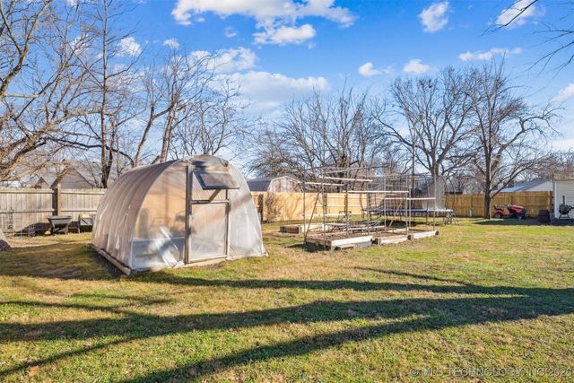 2412 S Maywood Drive, Claremore, OK 74017