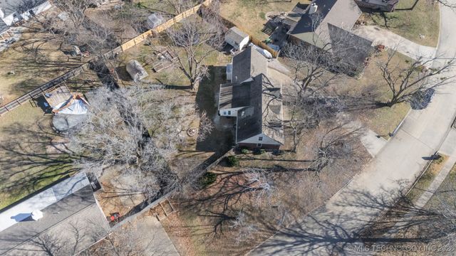 2412 S Maywood Drive, Claremore, OK 74017