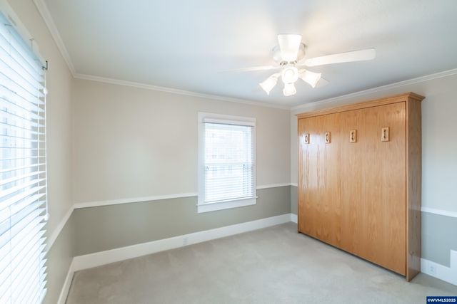 317 9th Av SW, Albany, OR 97321