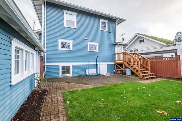 317 9th Av SW, Albany, OR 97321