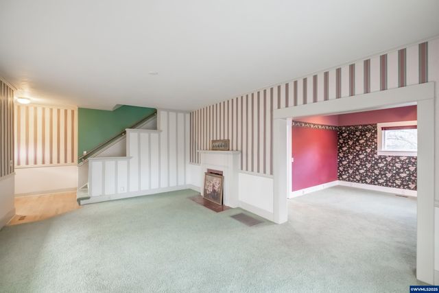 317 9th Av SW, Albany, OR 97321