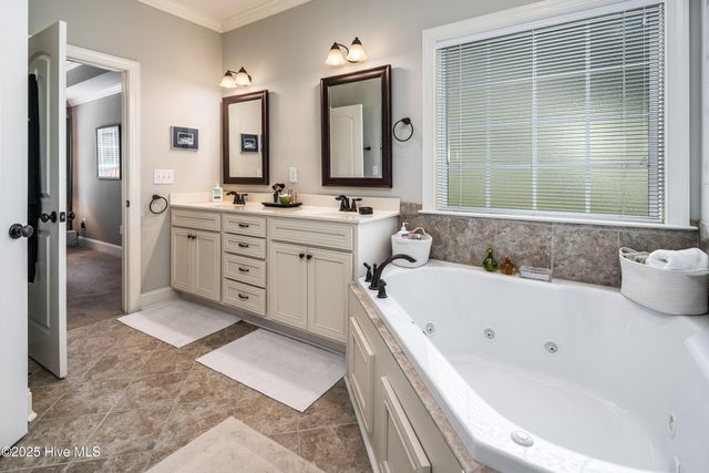 1616 Cambria Drive B, Greenville, NC 27834