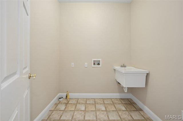 12601 Jane Denny Lane, Unincorporated, MO 63128