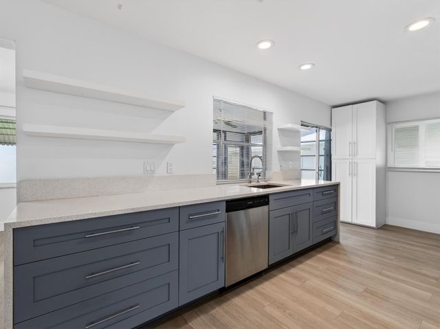 2003 SW 17th Street, Boynton Beach, FL 33426