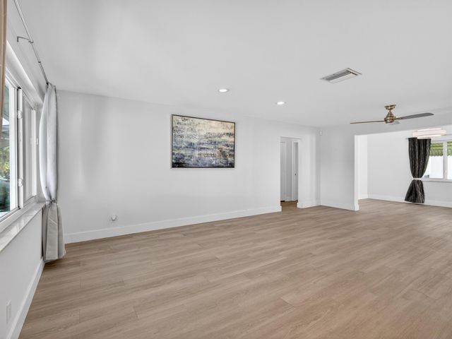 2003 SW 17th Street, Boynton Beach, FL 33426