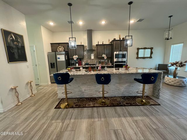 2233 Mike Price Drive, El Paso, TX 79938