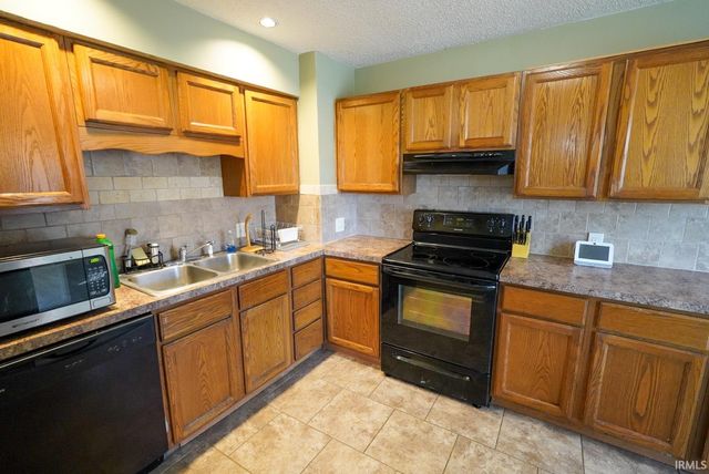 1620 E Blackford Avenue, Evansville, IN 47714