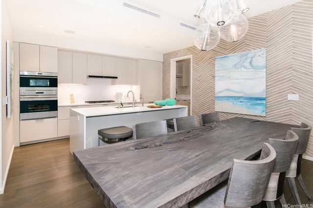 1388 Ala Moana Boulevard 3303, Honolulu, HI 96814