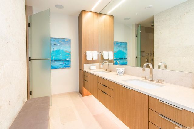 1388 Ala Moana Boulevard 3303, Honolulu, HI 96814