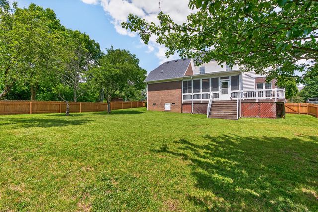 137 Deer Crossing, Nicholasville, KY 40356