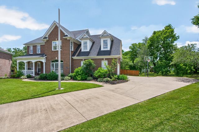 137 Deer Crossing, Nicholasville, KY 40356