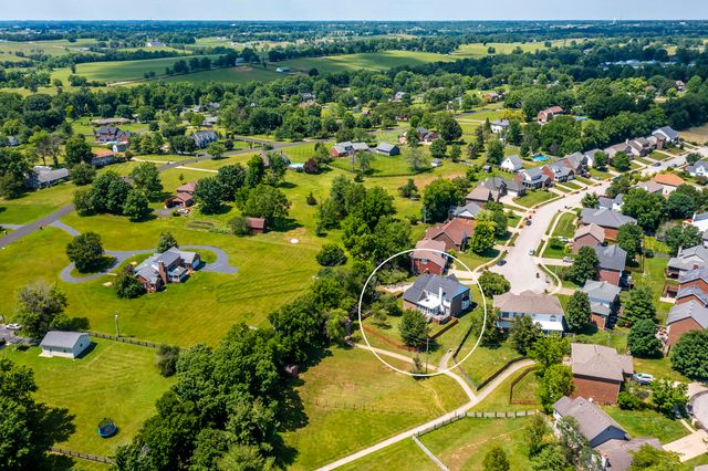 137 Deer Crossing, Nicholasville, KY 40356