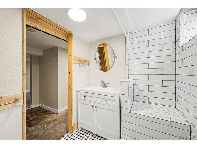 1554 Ames St, Denver, CO 80214