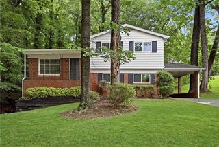 799 Kings Grant Drive NW, Atlanta, GA 30318