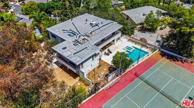 15656 Crownridge Place, Sherman Oaks, CA 91403