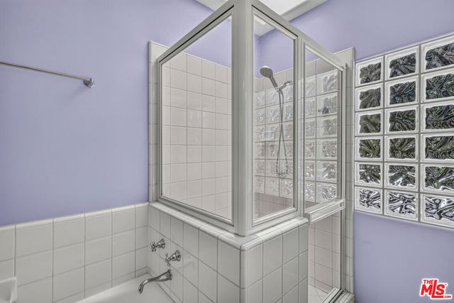 15656 Crownridge Place, Sherman Oaks, CA 91403