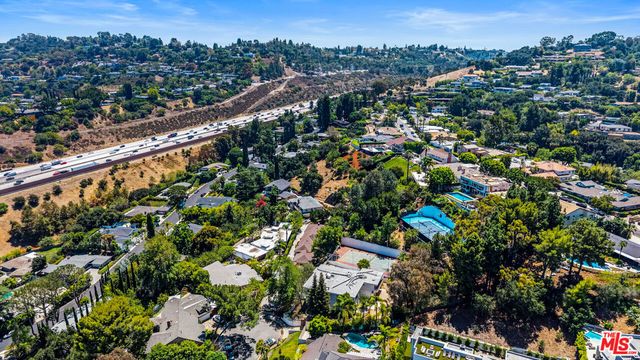 15656 Crownridge Place, Sherman Oaks, CA 91403