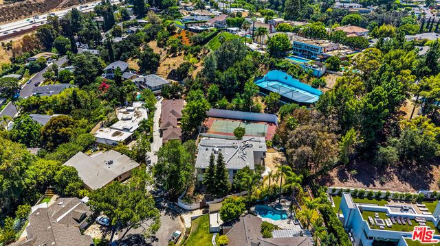 15656 Crownridge Place, Sherman Oaks, CA 91403