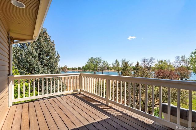 9402 Crystal Lane, Longmont, CO 80503